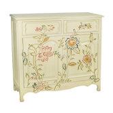Arles Chest
