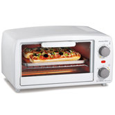 4-Slice Toaster Oven in White