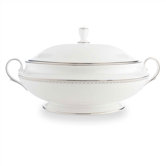 Pearl Platinum 64 oz. Covered Vegetable Bowl