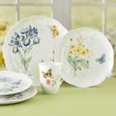 Butterfly Meadow 18 Piece Dinnerware Set