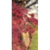 Spinning Maple Leave Wall D&eacute;cor