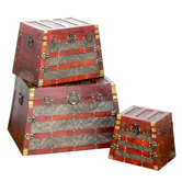 Pyramid Trunk (Set of 3)