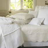 Beth Quilt Collection