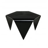 Trienna Table