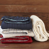 Reversible Wave Sateen Quilt Collection