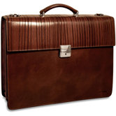 Monserrate Double Gusset Flap Over