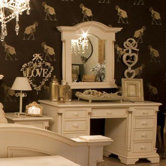 Canterbury Twin Pedestal Dressing Table Set