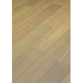 Navarre 7-1/2" Smooth Engineered Oak in Lorraine