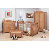Marie 7 Piece Nursery Set in Old English