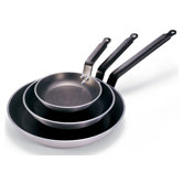 Choc Classic Non-Stick Skillet