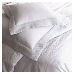 Ruched Duvet Cover in White