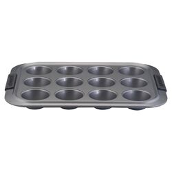 Advanced 12 Cup Muffin Pan in Silver