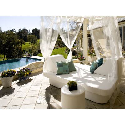La-Fete Queen Resort Bed
