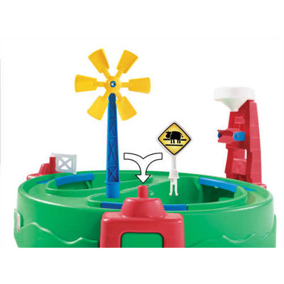 Step2 Sand and Water Fun Farm