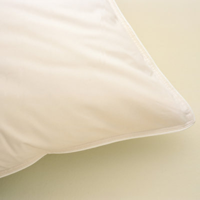 Ogallala Comfort Company Double Shell Harvester 800 Hypo-Blend Medium Pillow