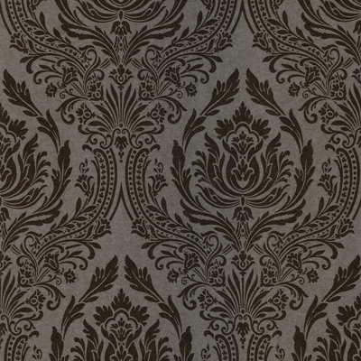 Salon Wreath Damask Wallpaper