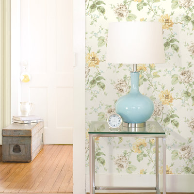 Willow Cottage Rose Trail Wallpaper in White