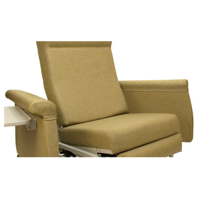 Winco Manufacturing Extra Large Nocturnal Elite Care Recliner with LiquiCell