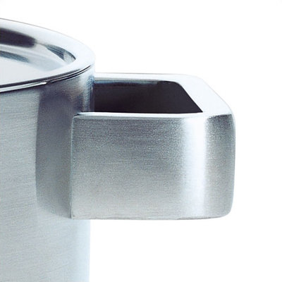 iittala Tools 2-Qt. Stainless Steel Round Casserole