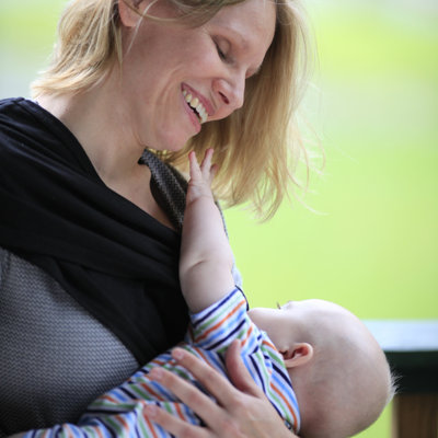 Slurp & Burp Baby Bond Small / Medium Flex Nursing Cover with Removable Burpcloth in Night