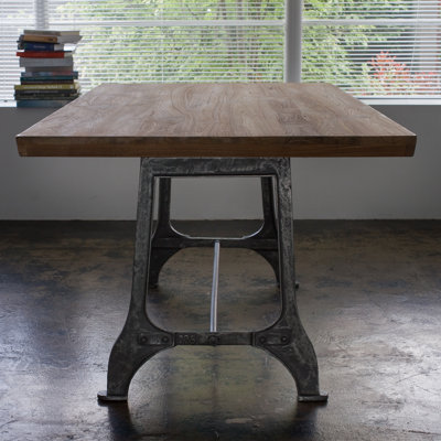 CG Sparks Dining Table