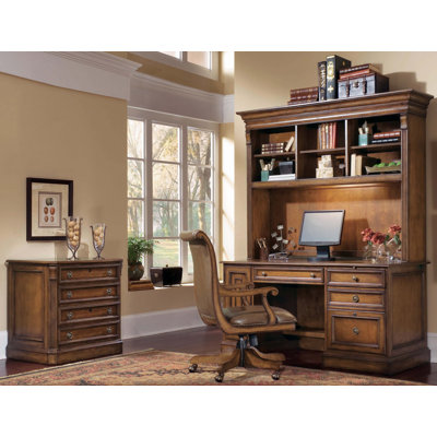 Hooker Furniture High-Back Swivel Office Chair with Arms