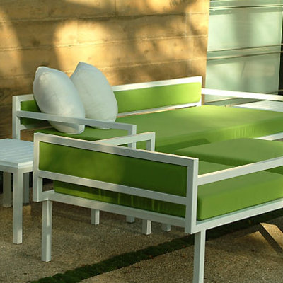 Modern Outdoor Talt Low Deep Seating Group with Cushions