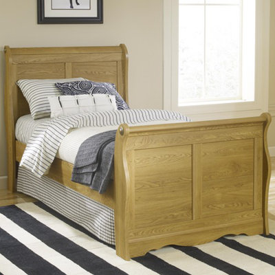 Oak Creek Sleigh Bed by Lang Furniture -image