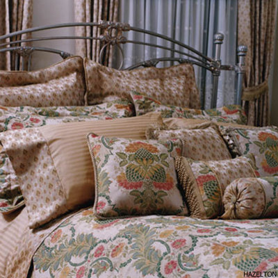 Charister Hazelton Duvet Collection