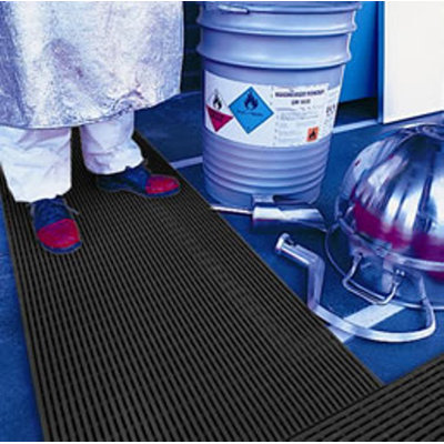 Mats Inc. Ergorunner 2'x10' Safety and Comfort Matting in Black