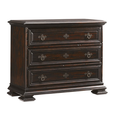 Island Traditions Murray Hill 3 Drawer Bachelor's Chest by Tommy Bahama Home -image