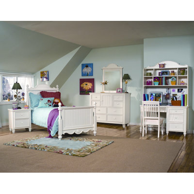 Legacy Classic Furniture Summer Breeze Scroll Top Low Poster Bed