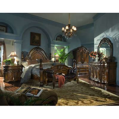 Michael Amini Oppulente Four Poster Bed
