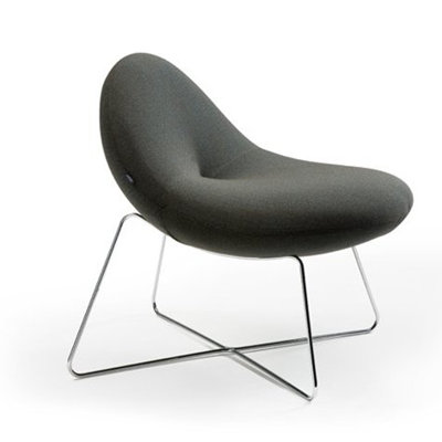 Artifort Leather Chair by Michiel Van Der Kley