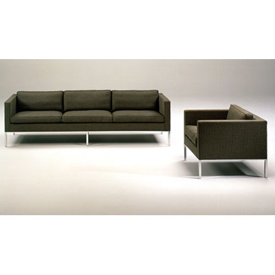 Artifort 905 Chair by the Artifort Design Group