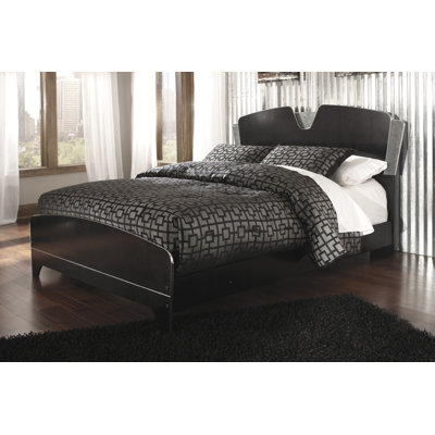 Bonnadeen Panel Bed by Signature Design by Ashley -image