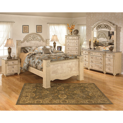 Saveaha Four Poster Bedroom Collection by Signature Design by Ashley -image
