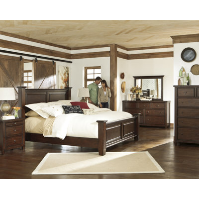 Hindell Park Four Poster Bedroom Collection by Signature Design by Ashley -image