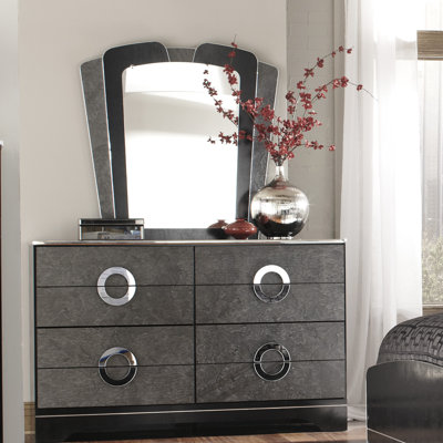 Bonnadeen 4 Drawer Dresser by Signature Design by Ashley -image