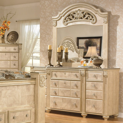 Saveaha 9 Drawer Dresser by Signature Design by Ashley -image