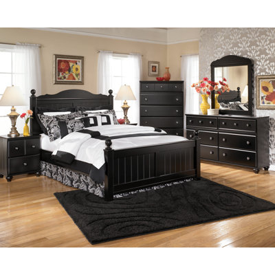 Signature Design by Ashley Dawn 2 Drawer Nightstand