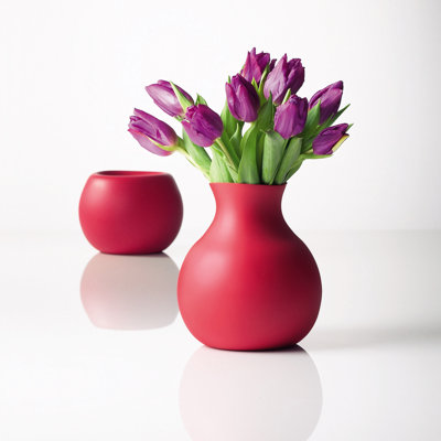 Menu Henriette Melchiorsen Rubber Vase