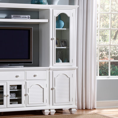 Broyhill&reg; Mirren Harbor Entertainment Center
