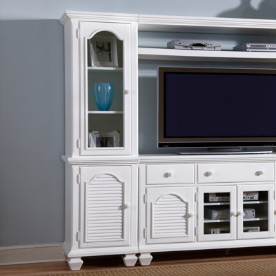 Broyhill&reg; Mirren Harbor Entertainment Center