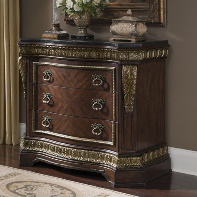Del Corto Bed Chest by Pulaski Furniture -image