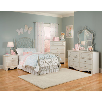 Standard Furniture Spring Rose Metal Bed