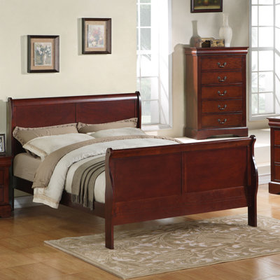 Standard Furniture Lewiston Sleigh Bed