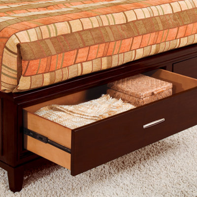 Wynwood Furniture Henley Storage Panel Bed