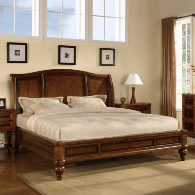 Wynwood Furniture Brendon Sleigh Headboard