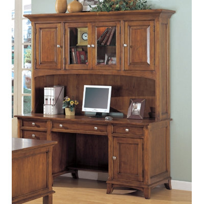 Wynwood Furniture WaldsworthComputer Hutch